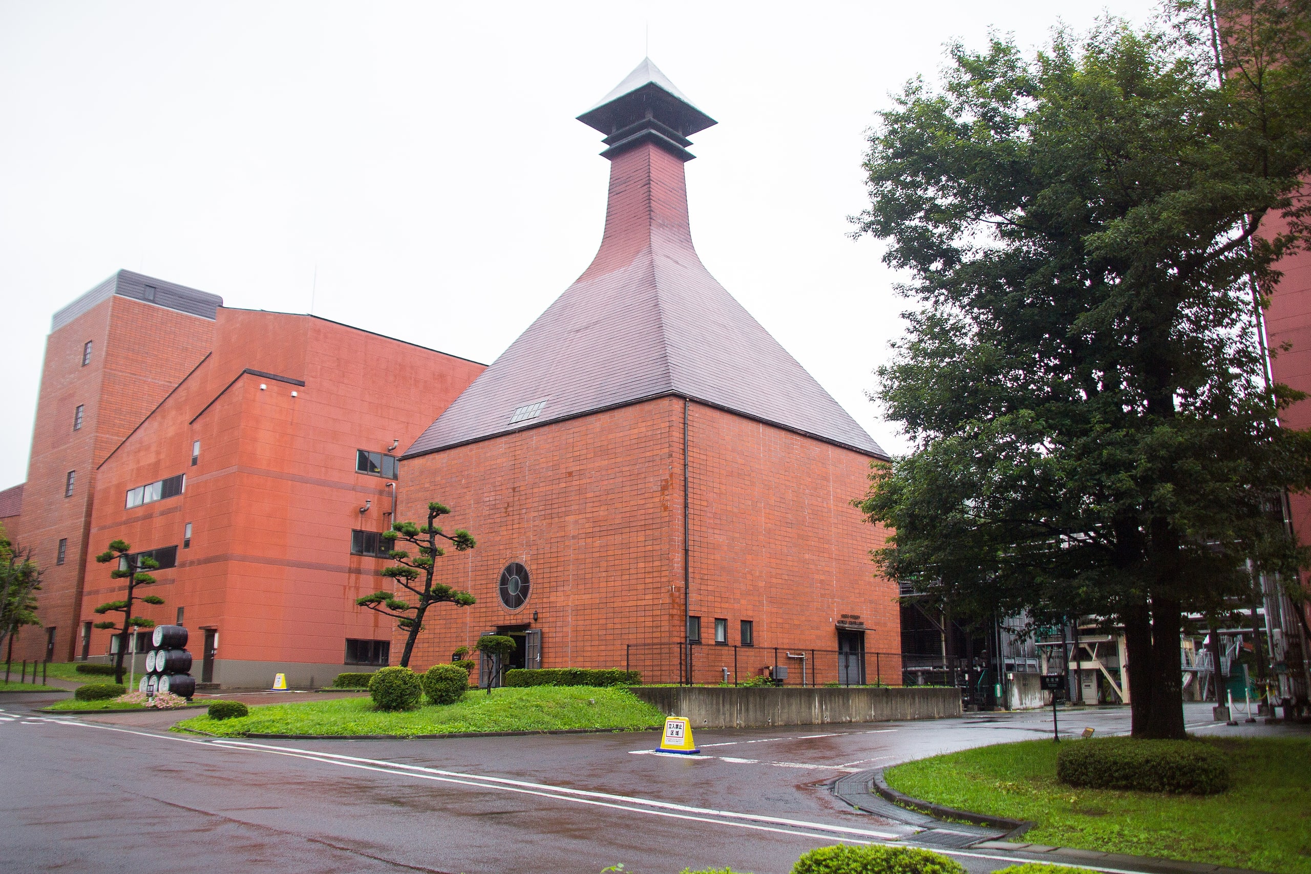 The red-brick pagoda-roofed kiln of the Nikka distillery at Yoichi