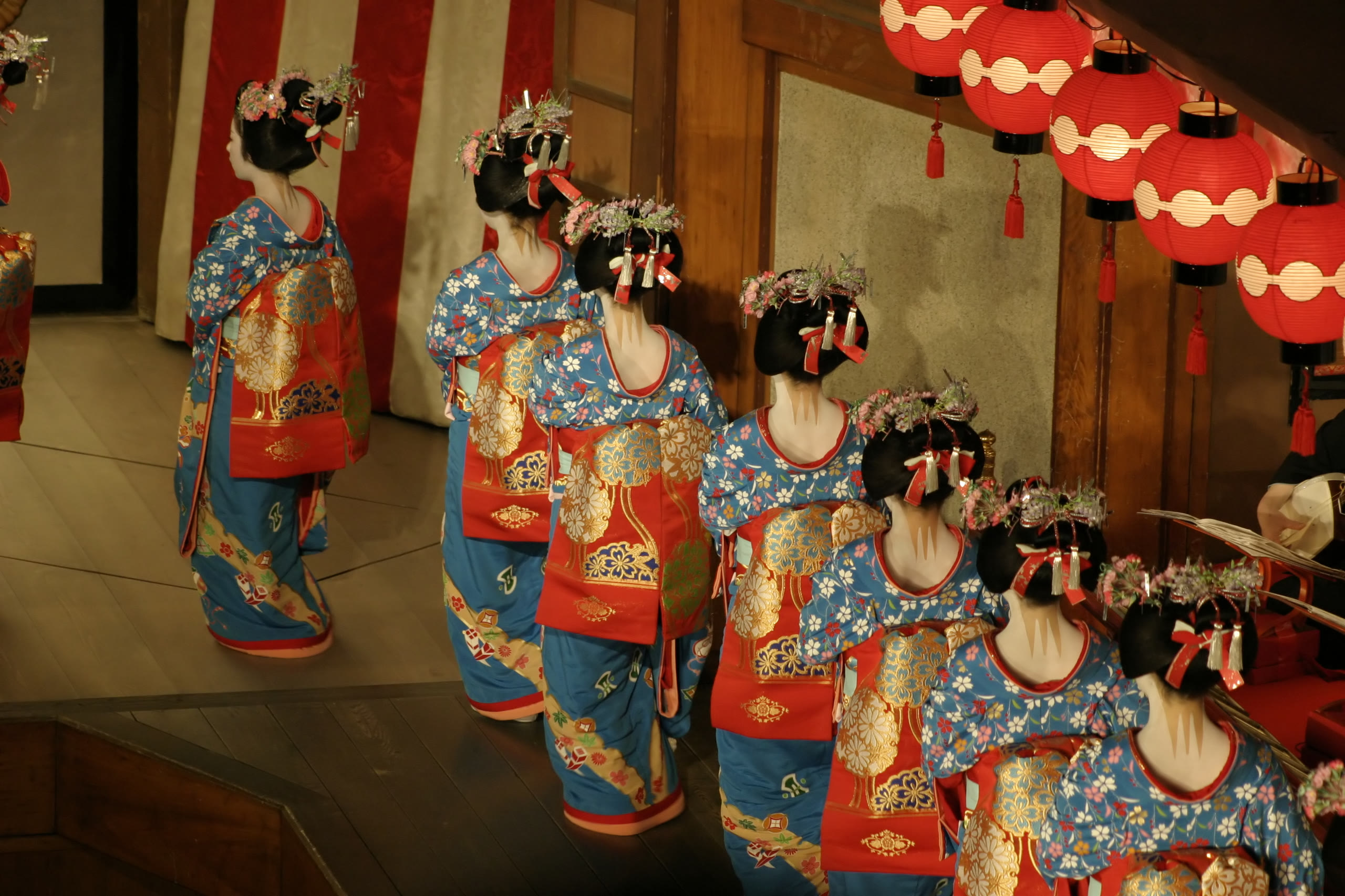 An evening with the geiko of Kamishichiken