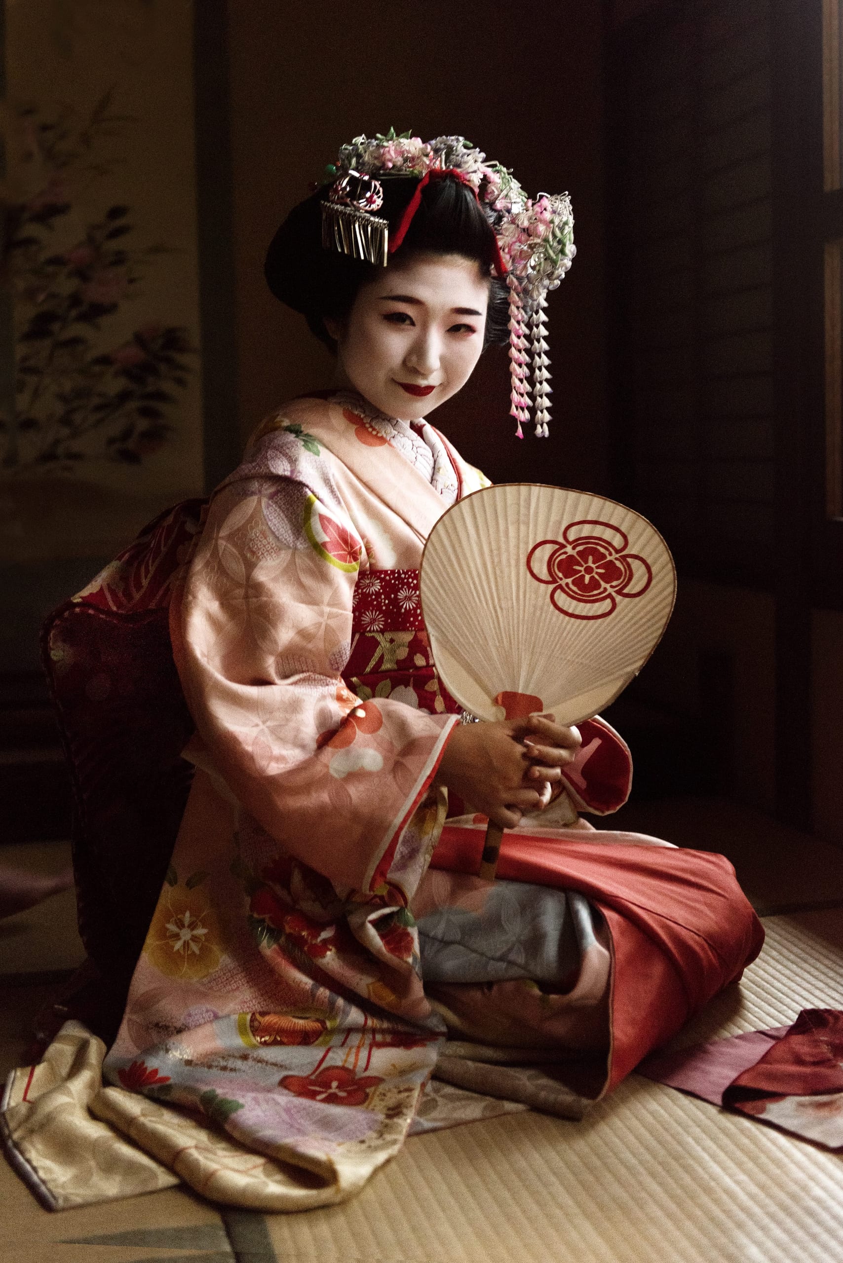 A maiko in the ozashiki